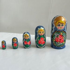 Russian Nesting Dolls Wooden 5 pc Set
